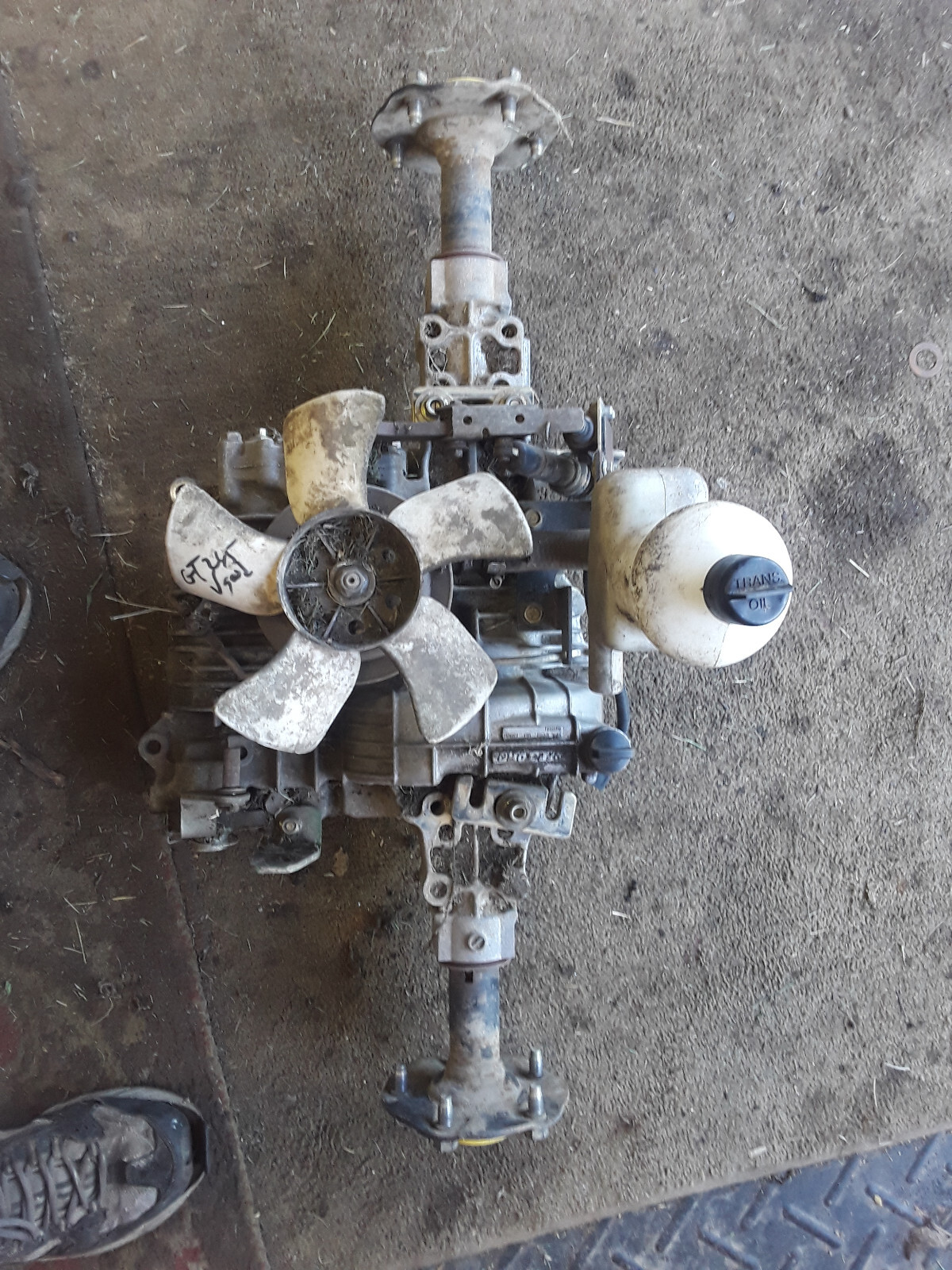 JOHN DEERE GT225 GT235 GT245 HYDROSTATIC TRANSMISSION