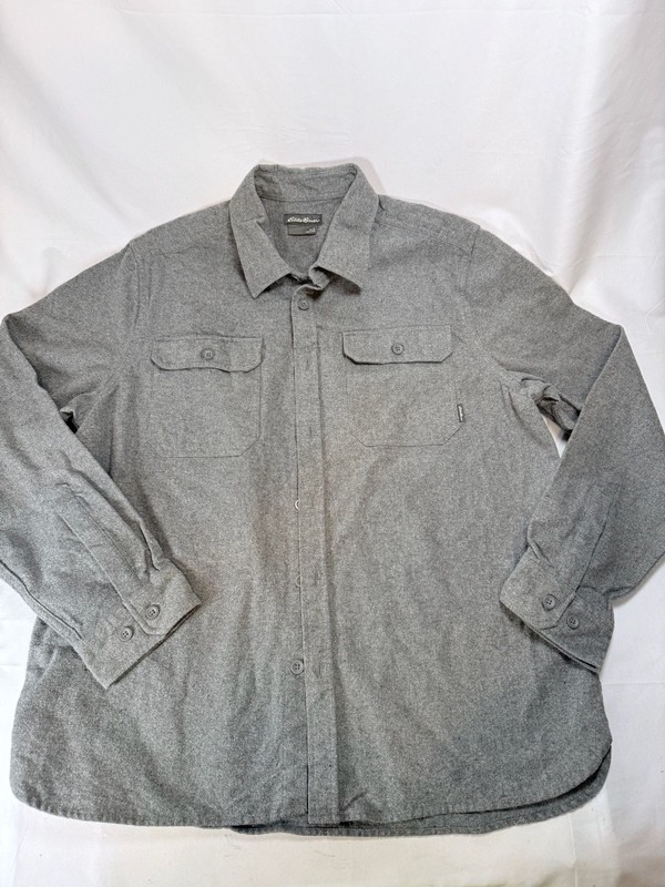 Eddie Bauer Men's Gray Long Sleeve Button Up Flannel Shirt Size L Quiet Luxury