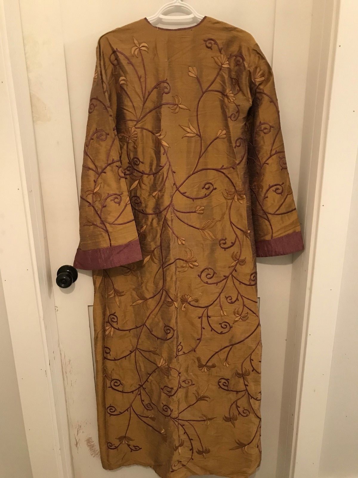 Wonderful Gold Purple Floral Embroidered Robe Size Large