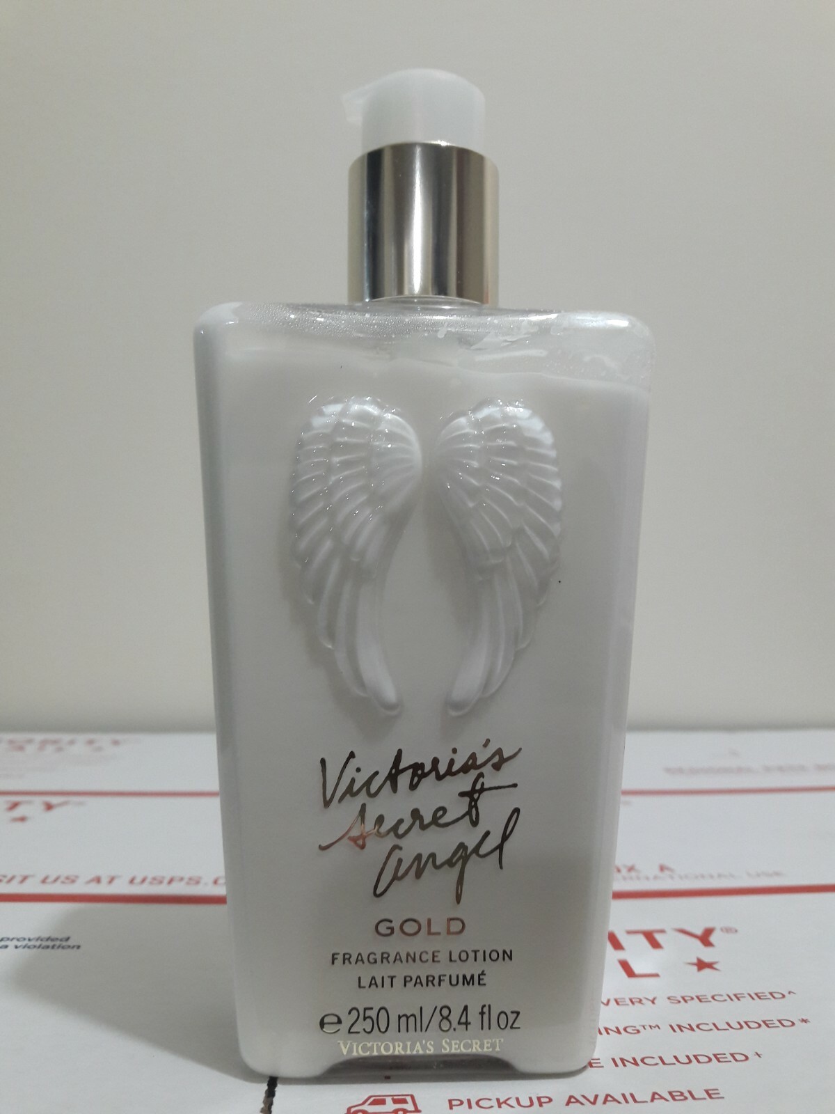 【新品未使用】Victoria'sSecret angel gold 50ml Amazon.com: ANGEL GOLD BY VICTORIA'S SECRET 50 ML/1.7 OZ EAU