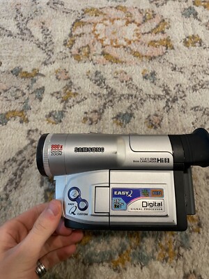 Samsung SCL810 Hi8 Handheld Camcorder