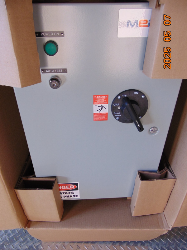 MERSEN ES3T48R1KGN1A 30A 480V Fusible Shunt Trip Switch Assembly