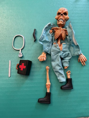 【中古】 Puppet Masters Vintage Puppet Master Doctor Death Fullmoon Toy W/ Broken