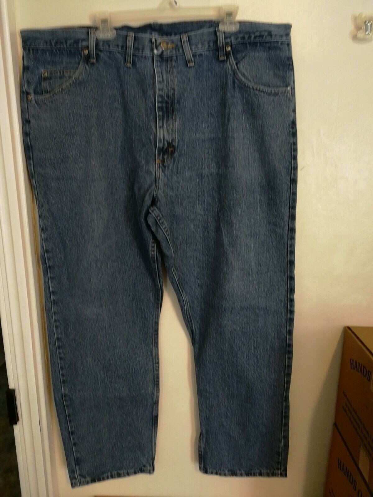 джинс 44. джинсы прямого кроя женские. Mng denim man. джинс 44. шорты на мальчика из старых джинс.