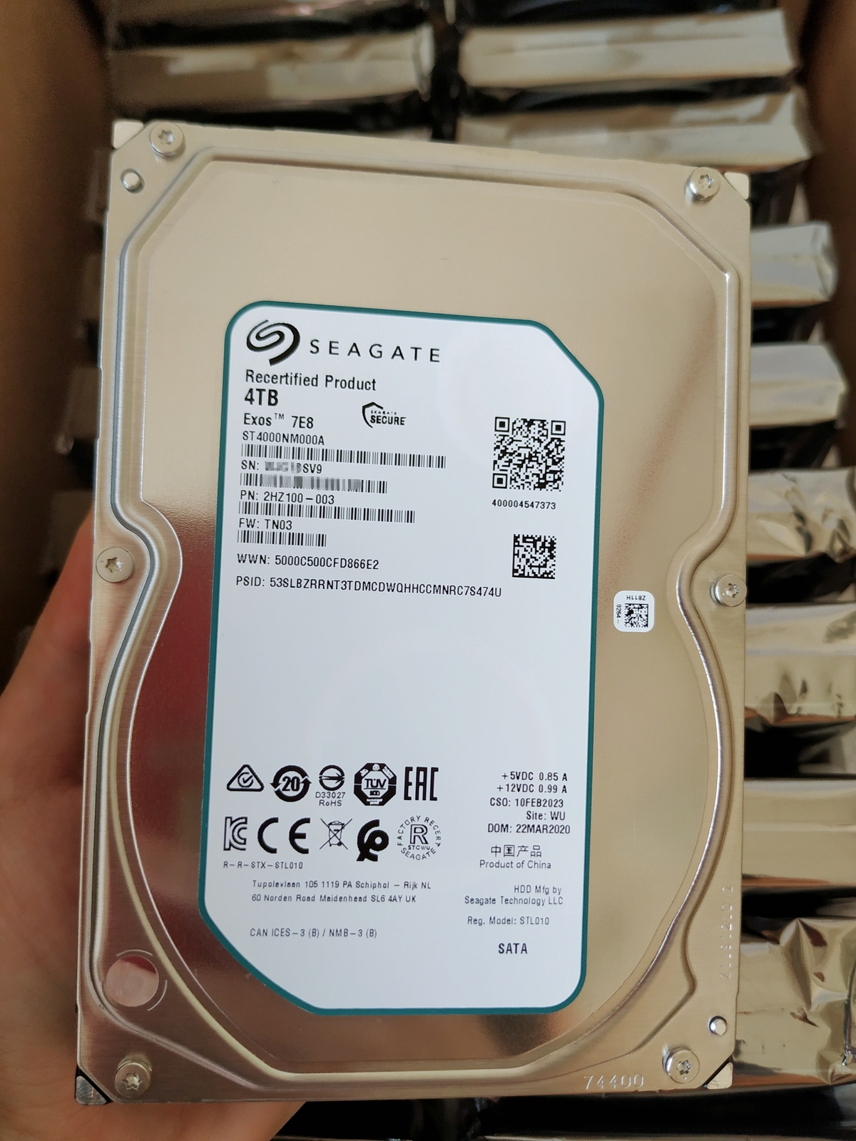 ST4000NM000A Seagate Exos 7E8 4TB SATA 3.5