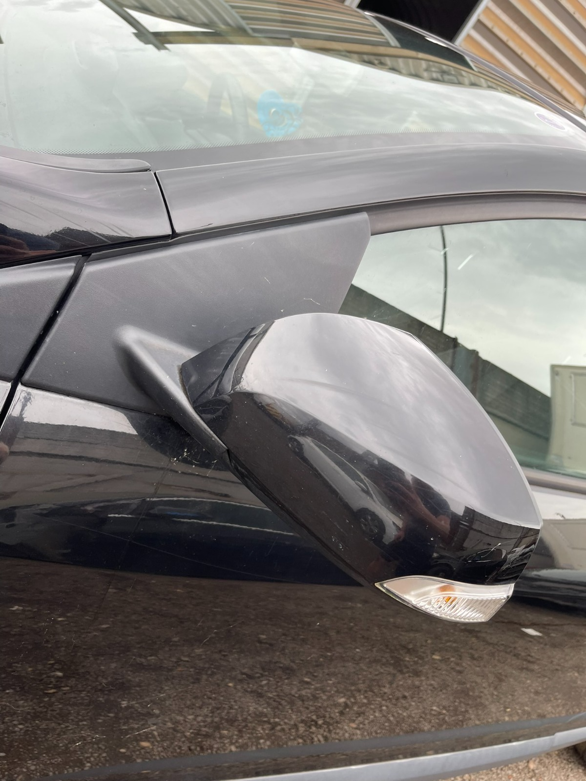 Renault Megane Mk3 Coupe 2010 2.0P - Near Side Front Wing Mirror In Black GNE