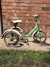 triang tricycle with boot