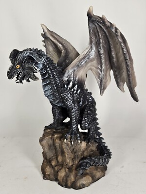Dragon, Dark Dragon on Rock, Hand Painted Myth & Magic DnD Summit Collection NIB