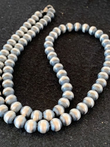 Pre-owned Handmade Native American 8mm Sterling Silver Navajo Pearls 23" Single Strand Necklace
