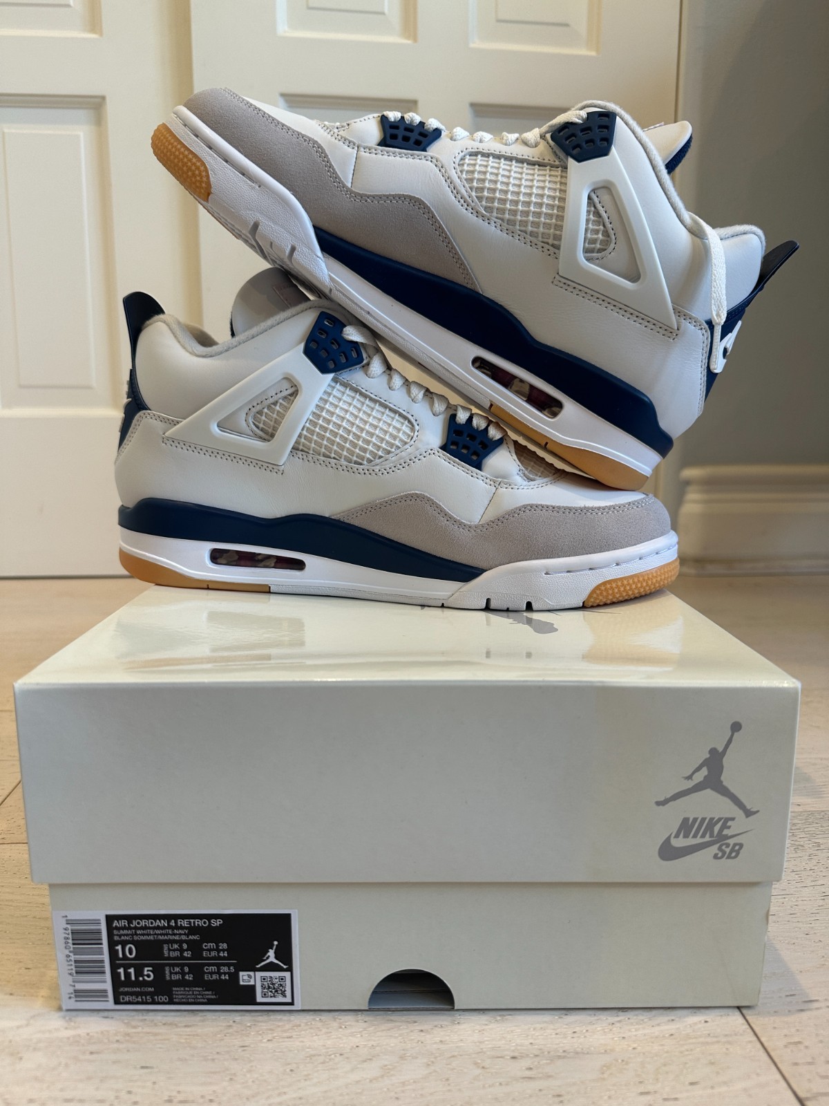 Size 10 - Nike SB x Air Jordan 4 Retro SP Navy - BRAND NEW