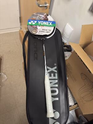 YONEX　DUORA Z STRIKE　3UG5　比較的綺麗　【匿名配送】 YONEX DUORA Z-STRIKE(2UG5+3UG5)