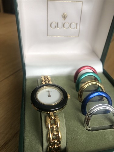 Gucci Bezel 腕時計　16-16.5cm GUCCI Change Bezel Watch Quartz 6 Colors Gold Vintage Ladies