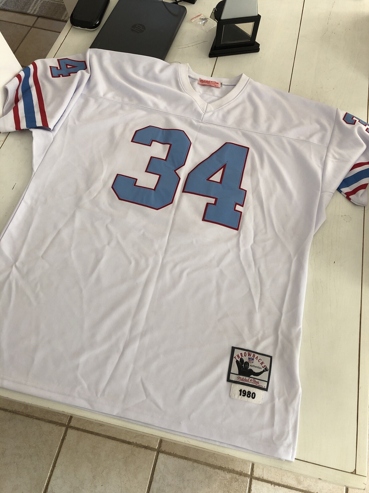 Mitchell Ness Earl Campbell 34 Houston Oilers Throwback 1980 Jersey Nfl Hof Sportscards Com