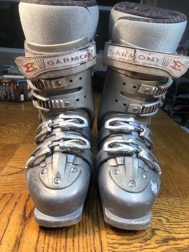 Garmont Xena Femme Ski Boots Mondo 25 -26.6 Women’s 9 Liners
