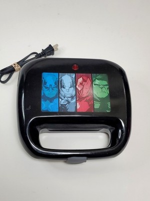 Marvel Avengers Waffle Maker Model MVA-2 - Cap America, Hulk, Iron Man & Thor