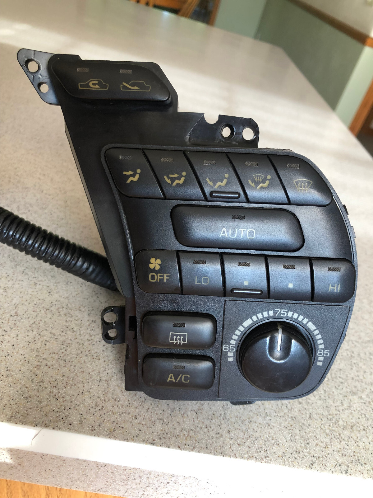 1990-1991 Toyota Celica Used OEM Auto Climate Control Assy - P/N