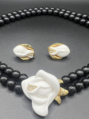 VTG KJL Avon Midnight Rose Black White Lucite Rhinestone Necklace Earring Set