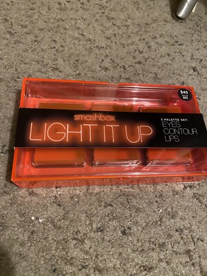 Smashbox LIGHT IT UP Eyes, Contour & Lips 3 Palette Set Brand New in Box $82 Val