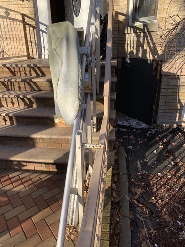 Wheelchair Platform Lift For Stairs - Motor Powered