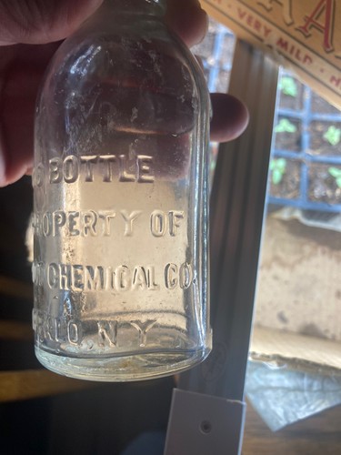 RARE Wildroot Chemical Co Buffalo NY Hair Tonic Barber Bottle W/Stopper 7&rdquo;Emboss