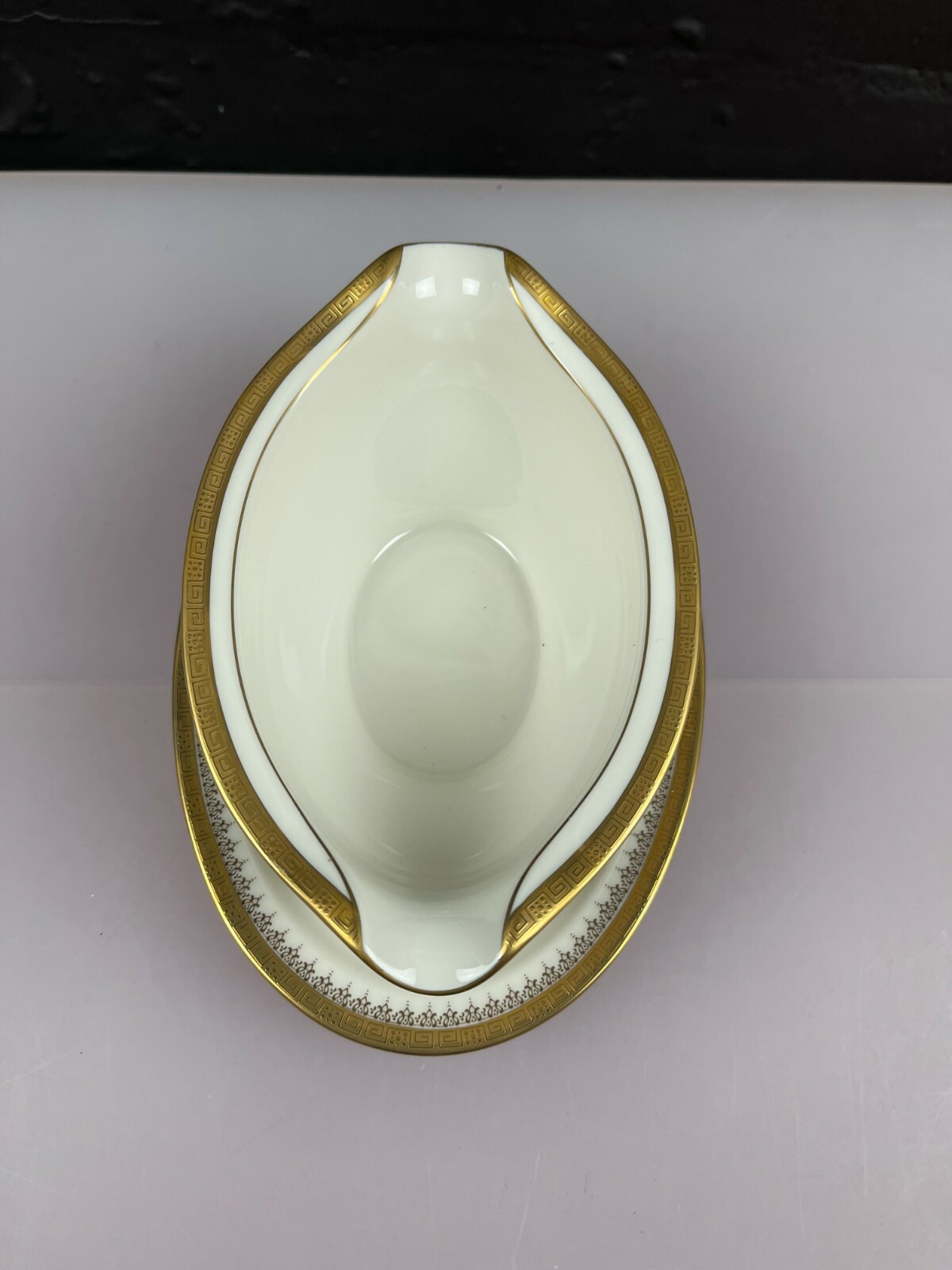 Noritake Edinburgh 7146 Gravy Boat Sauce Jug and Fixed Stand