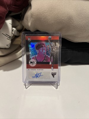 2019-20 Panini Chronicles - Flux Rookie Auto Red #FR-DAH De'Andre Hunter (AU,...