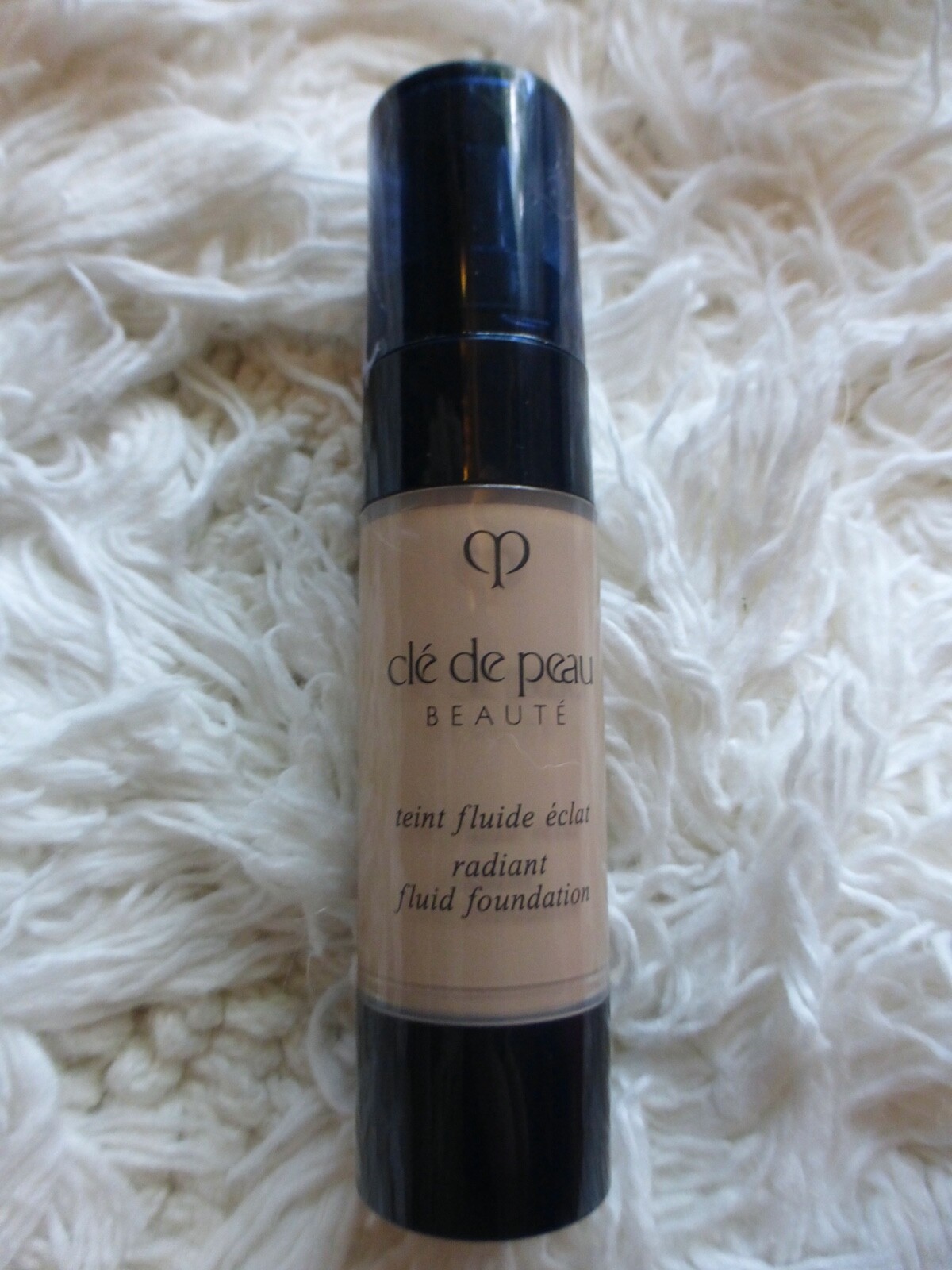 Cle DE PEAU Beauté RADIANT FLUID FOUNDATION travel size