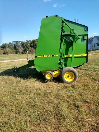 John Deere 535 Round Baler Very Clean 540 pto  CAN SHIP CHEAP