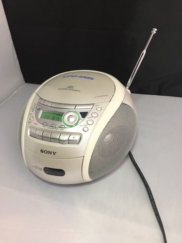 SONY CFD-E95 CD RADIO CASSETTE STEREO BOOMBOX White Silver