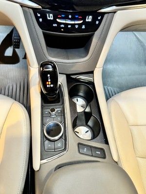 image 11 of interior