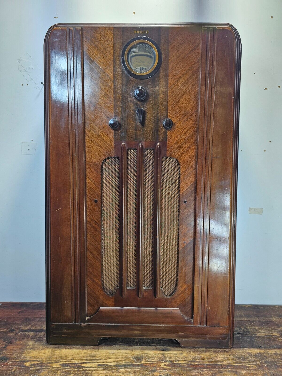 Antique Philco Model 37-620 Tube Radio Wood Cabinet 38 Antique Philco Model 37-620 Tube Radio Wood Cabinet 38