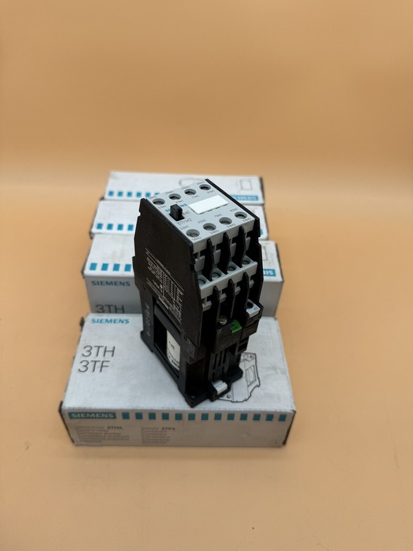 Siemens 3th42 44-0bb4 Control Relay 3th4244-0bb4 Lot Of 4 Pieces