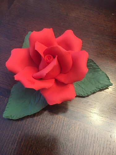 Porcelain Bisque Capodimonte Red Rose With Leaves Made In Italy W/ Original Box