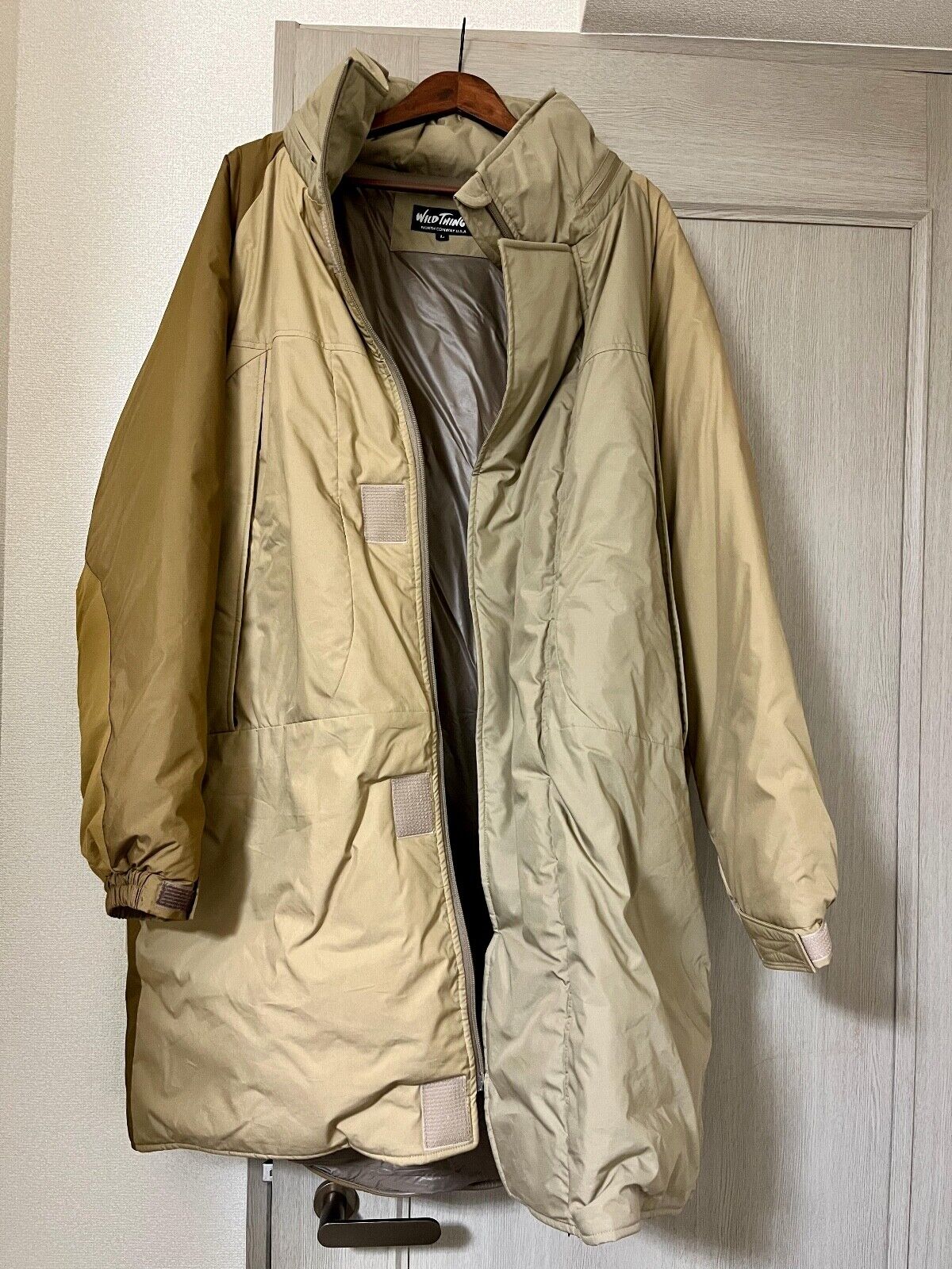 Beams x WILD THINGS MONSTER PARKA Brown L Crazy Pattern Beams x WILD THINGS MONSTER PARKA Brown L Crazy Pattern