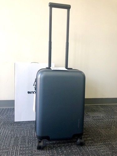 novi suitcase