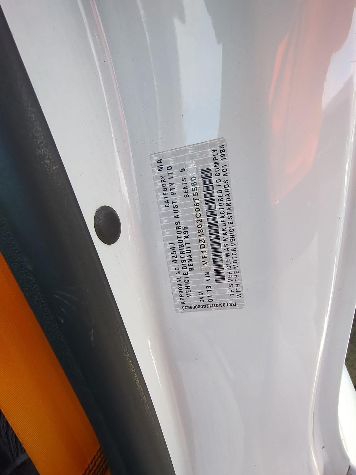 RENAULT MEGANE D95 11/2010-05/2016 LEFT FRONT DOOR 3DR HATCH 801018036R - thumbnail 2