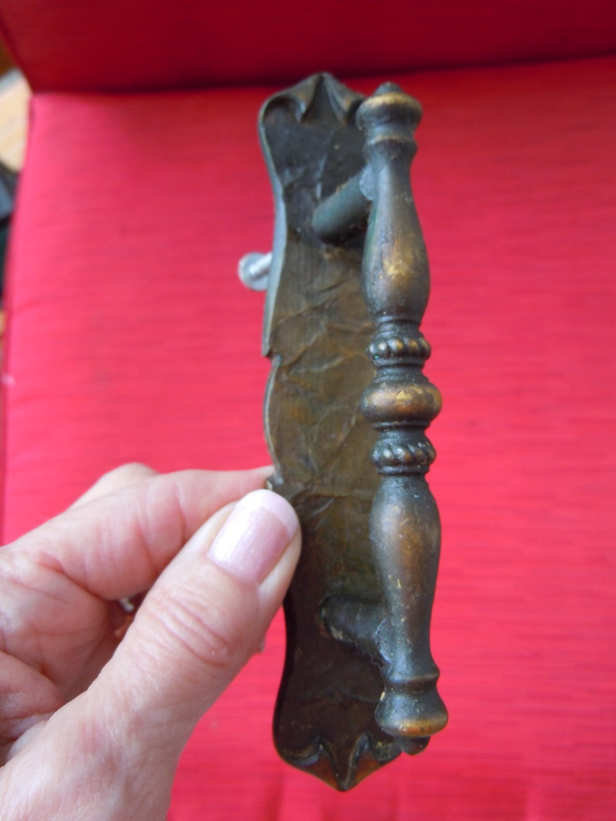 BRASS DRAWER PULLS, SCREWS & PLATES, VINTAGE 70'S~ INV#1015