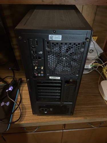 Custom IBUYPOWER I7-11700k 8 Core | NVIDIA Geforce RTX 2060 12 GB | 750 W PSU
