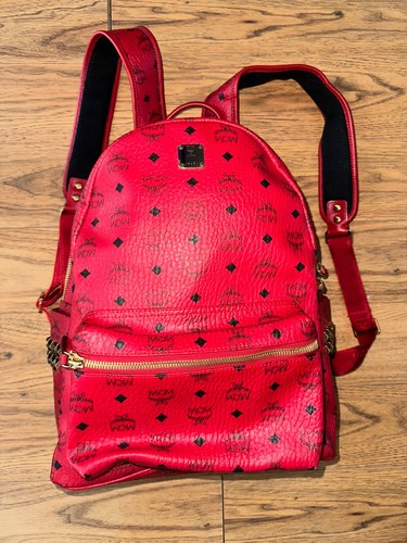 【MCM】リュック バックパック ルビーレッド MCM】リュック バックパック ルビーレッド