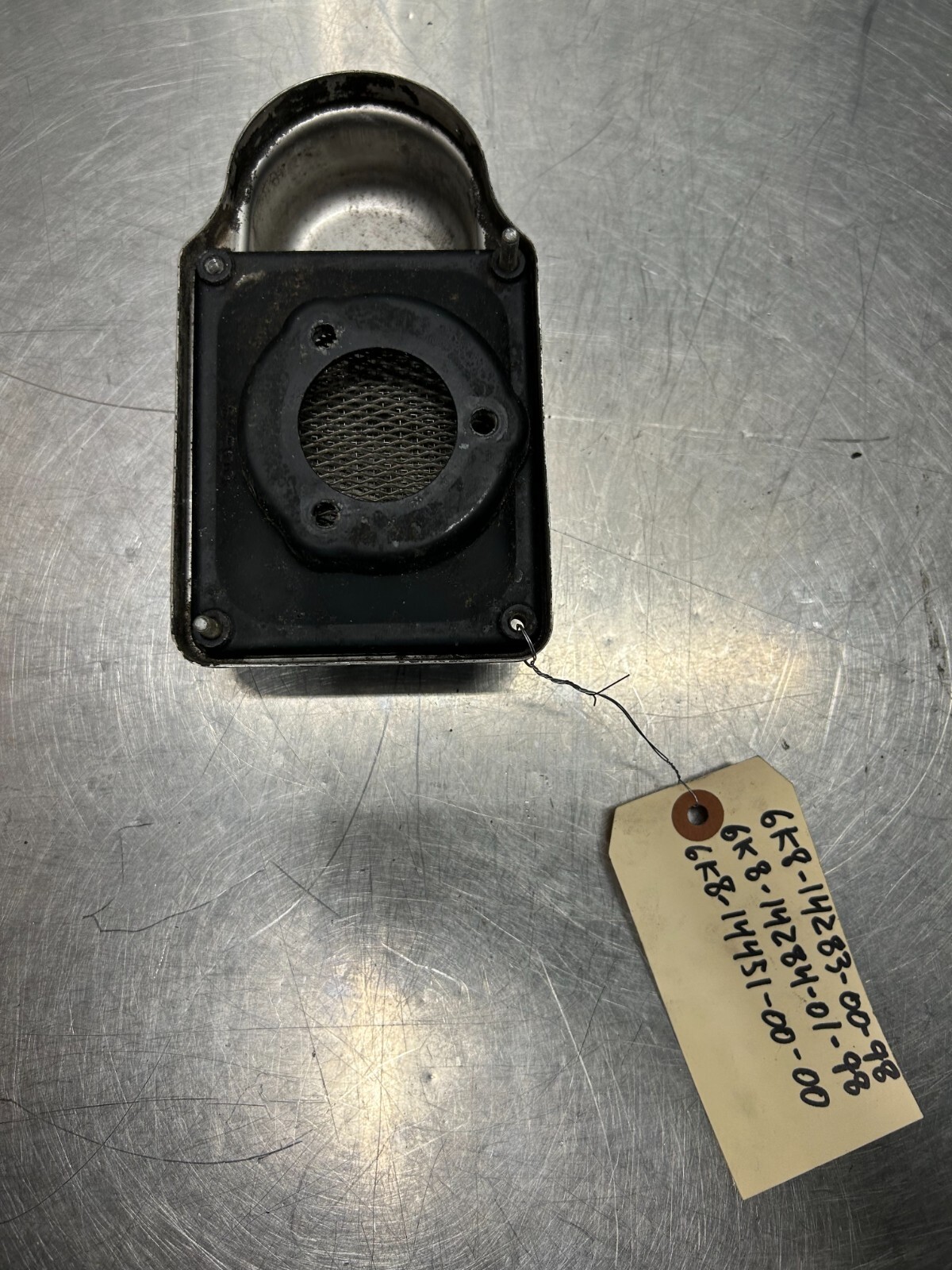 1988 YAMAHA WAVERUNNER CARBURETOR COVER 6K8-14283-00-98 t126 1988 YAMAHA WAVERUNNER CARBURETOR COVER 6K8-14283-00-98 t126