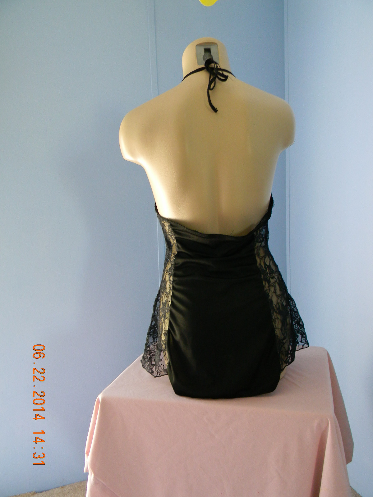 Lover's Lane Slip Halter style Size M