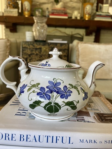 Villeroy Boch  Dresden Teapot