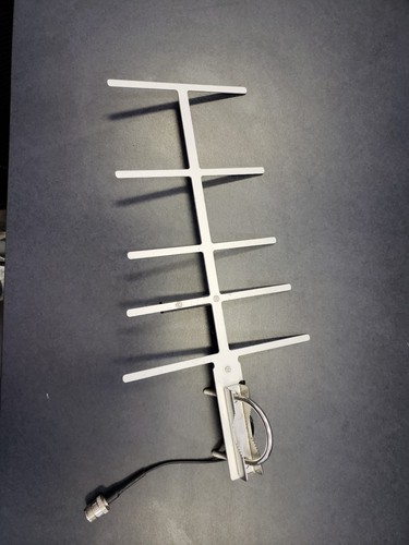 Wilson Electronics Antenna 10dB 800 MHz Yagi Cellular Antenna #301129 WeBoost