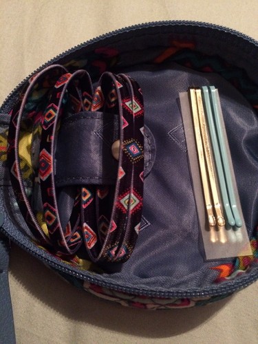 Vera Bradley Hair Accessories Kit Case Painted Medallions NEW With Tags Retired