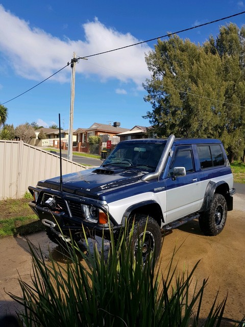 1989 nissan patrol