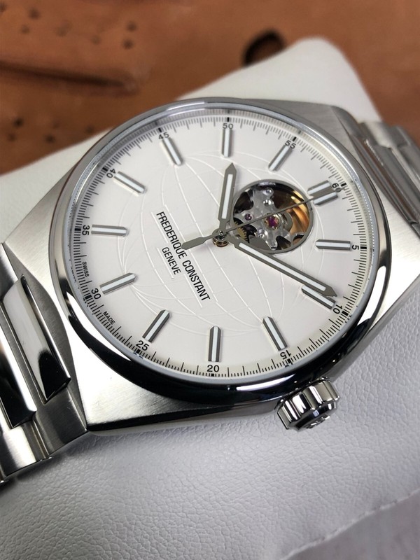 FrÃ©DÃ©Rique Constant - Highlife Heartbeat Automatic - Fc-310s4nh6b Complet Neuf