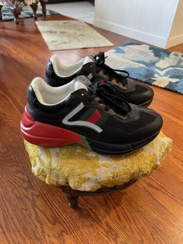 Gucci 8.5 Men's US 9.5 42.5 Rhyton Leather Sneakers Black Gucci 8.5 Men's US 9.5 42.5 Rhyton Leather Sneakers Black