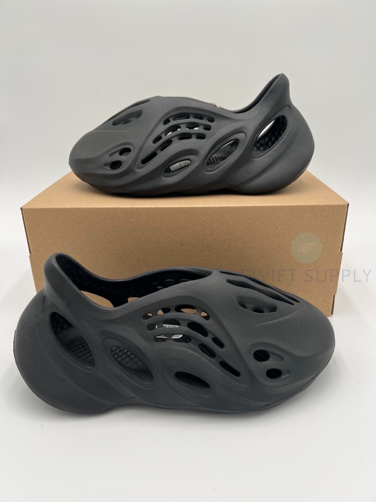 GQ2387◇adidas : YEEZY Foam Runner ONYX New Adidas Yeezy Foam Runner Onyx (HP8739) Men's Sizes 9-13