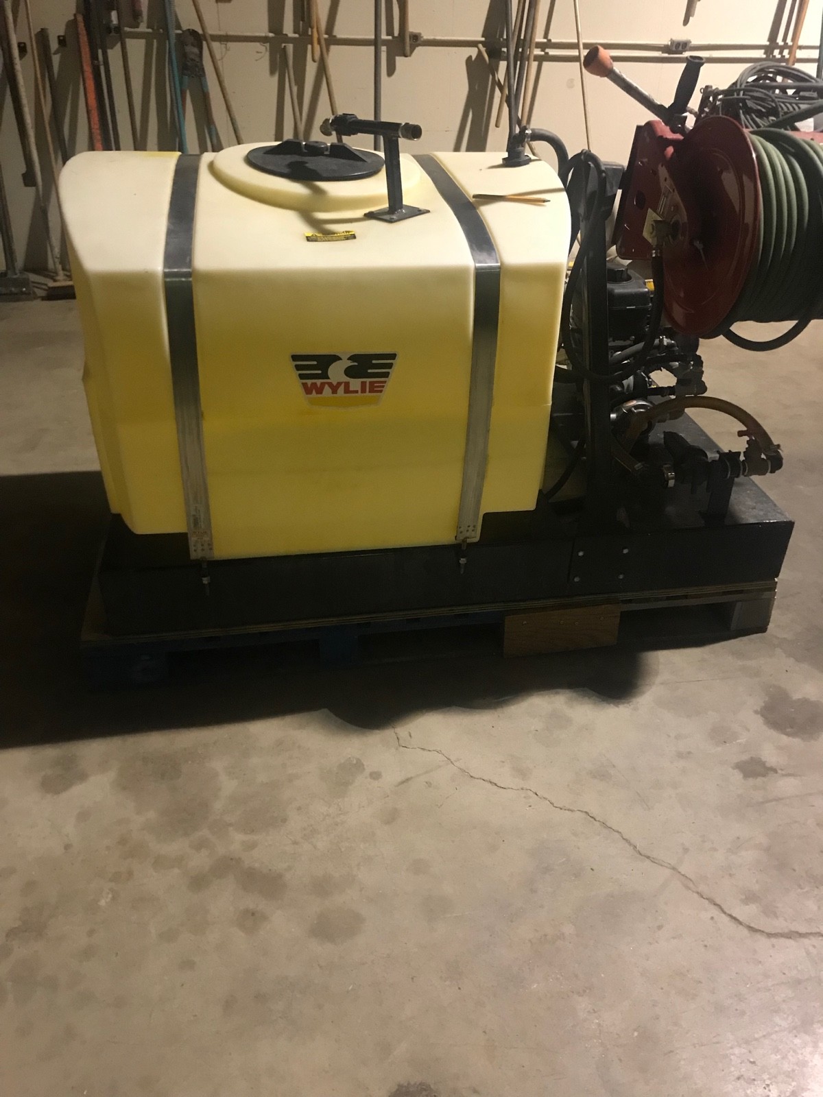 Wylie 200 Gallon Skid Sprayer
