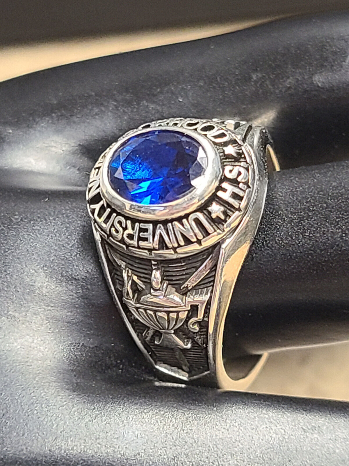 Class Of 2023 Neighborhood University Ring 14.9 Grams Size Class Of 2023 Neighborhood University Ring 14.9 Grams Size